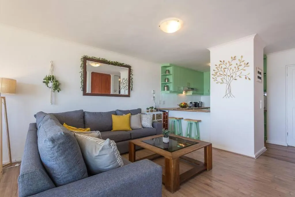 El Mufasa Beachfront Apartment With Stunning Views Cape Town