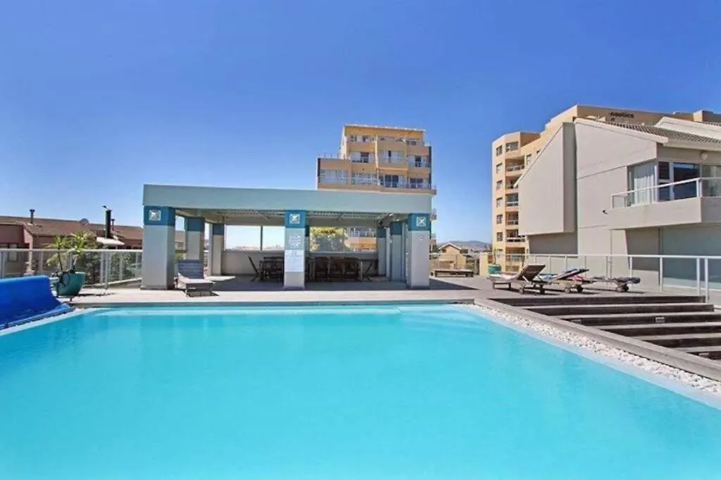 El Mufasa Beachfront Apartment With Stunning Views Cape Town 0*,